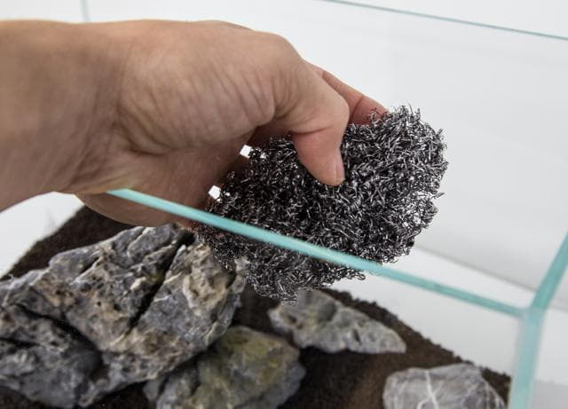 Stainless steel sponge